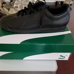 Mens Puma Roma sneex size 15